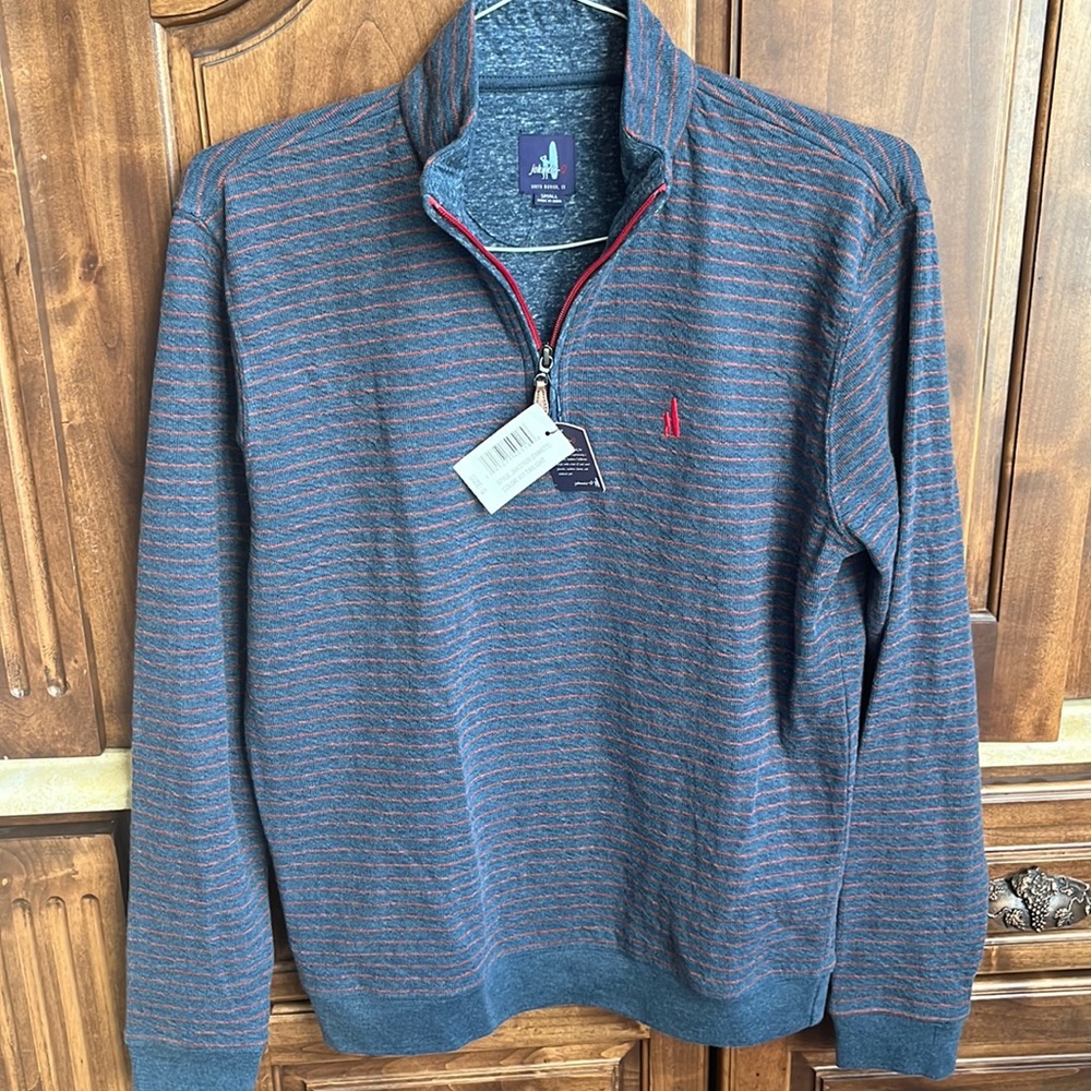 NWT Johnnie-O Emmett quarter zip.  Men’s size small.